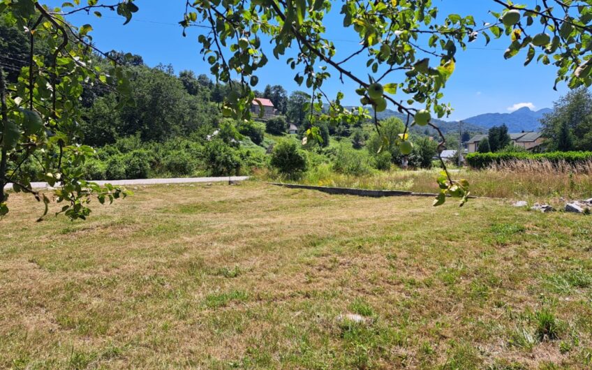 Plots in Kolašin – Zone “A”, 343 m² and 2 x 300 m²