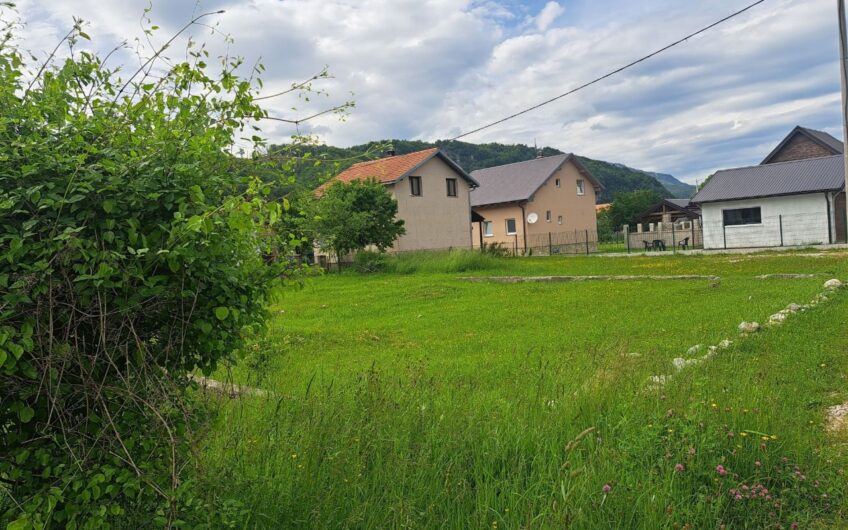 Plots in Kolašin – Zone “A”, 343 m² and 2 x 300 m²