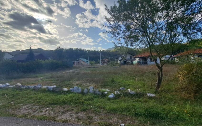 Plots in Kolašin – Zone “A”, 343 m² and 2 x 300 m²