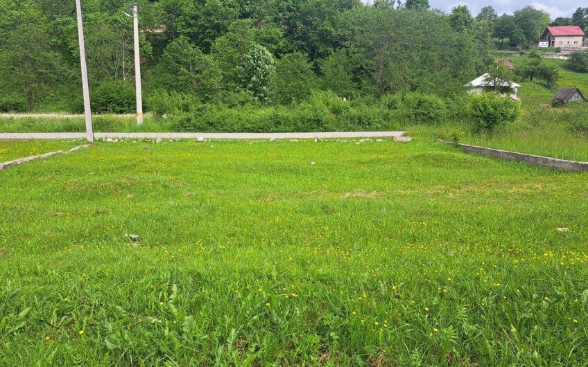 Plots in Kolašin – Zone “A”, 343 m² and 2 x 300 m²