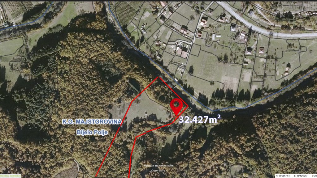 Prodajem zemljiše Majstorovina Bijelo Polje