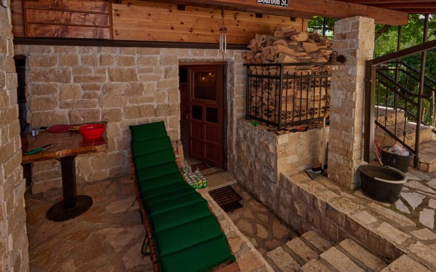 For Sale – Two Fully Equipped Houses with Auxiliary Buildings and Spacious Yard, Kolasin
