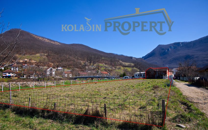 Kuća i plac Brodarevo