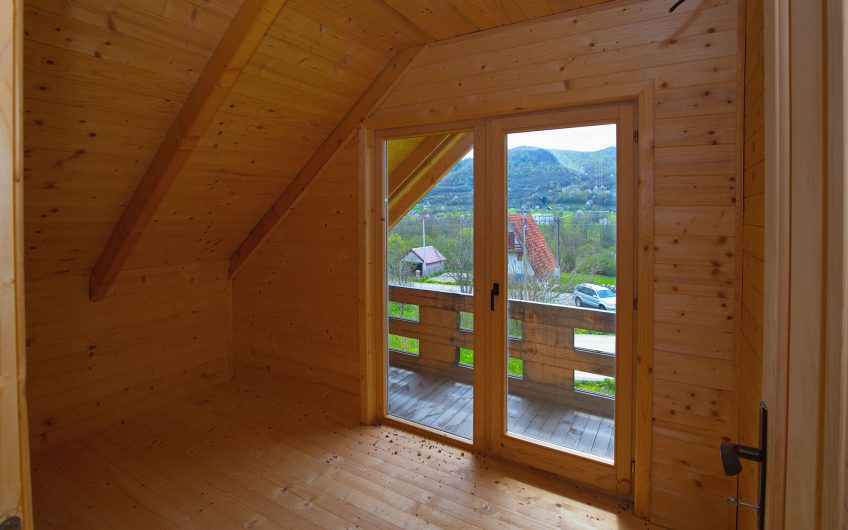 For Sale – Spacious Plot with a Built Wooden House and Full Infrastructure, Kolašin