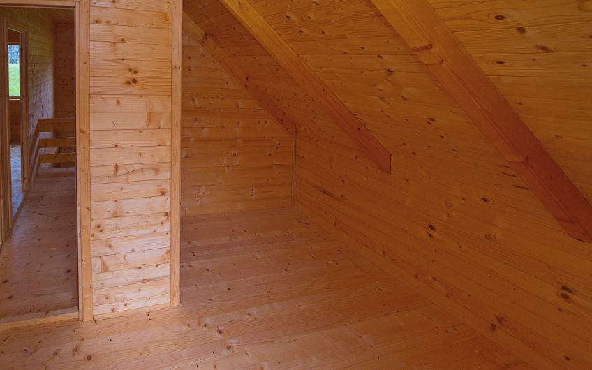 For Sale – Spacious Plot with a Built Wooden House and Full Infrastructure, Kolašin
