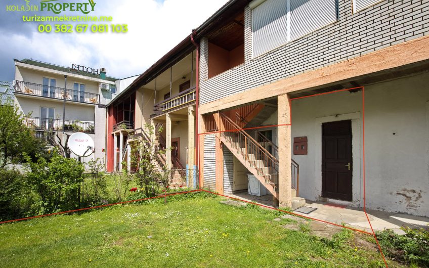One-Bedroom Apartment 50 m² in the Heart of Kolašin, with Yard and Parking